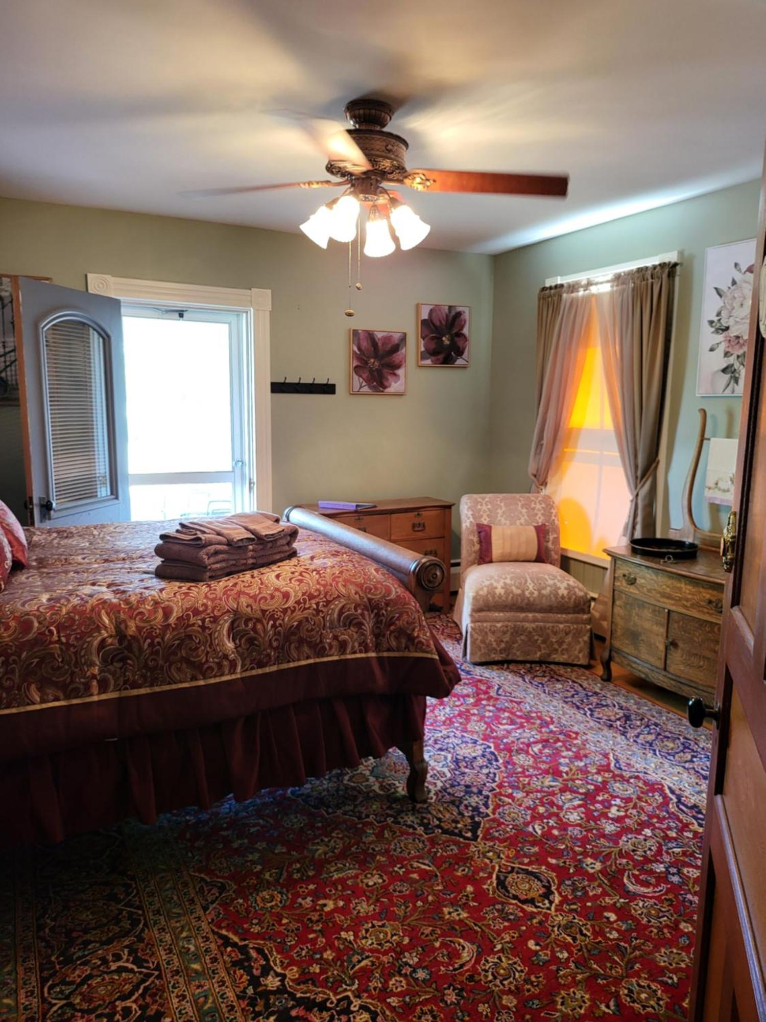 The Fox And The Grapes Bed and Breakfast Lodi Buitenkant foto