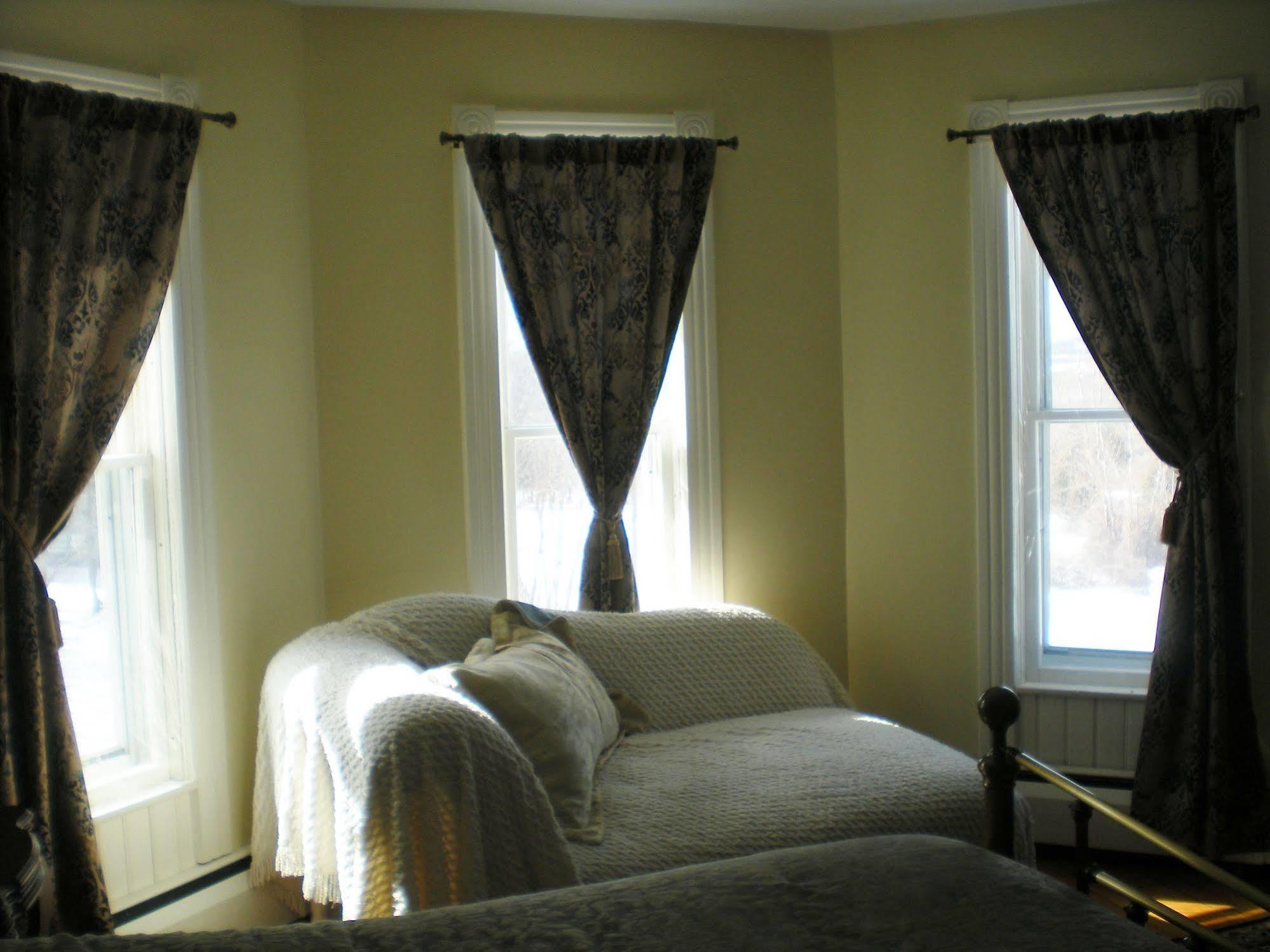 The Fox And The Grapes Bed and Breakfast Lodi Buitenkant foto